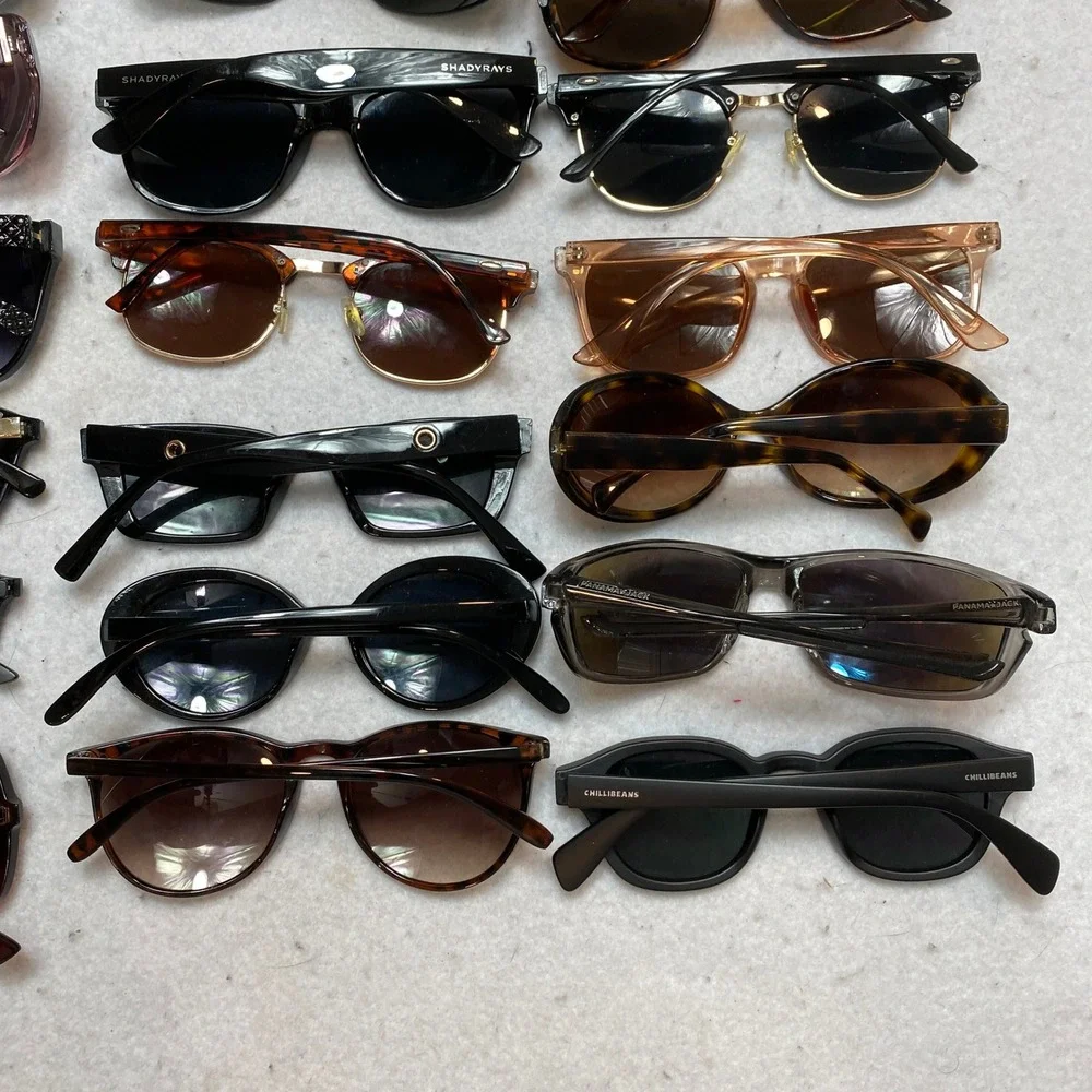 Lot Of 20 Mixed Sunglasses Unisex OS Vince Camuto Shady Rays Panama Jack